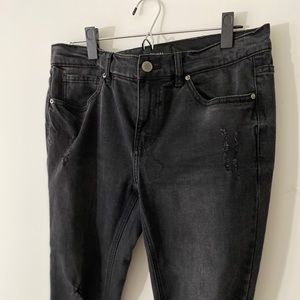 Great black jeans from Australia’s Decjuba